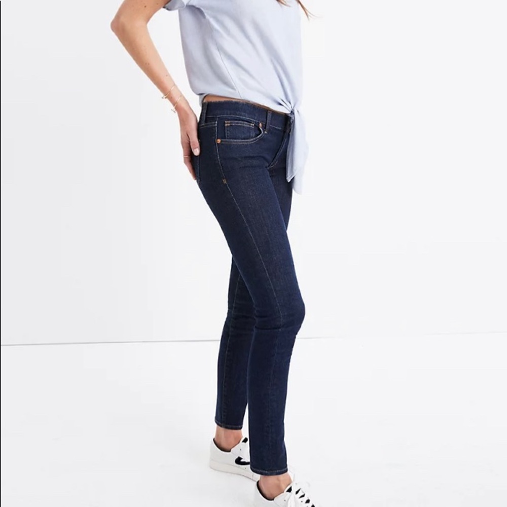 Madewell 8” Skinny Jeans Denim Quincy Wash Mid Rise E2570 Dark Wash Size 32 EUC